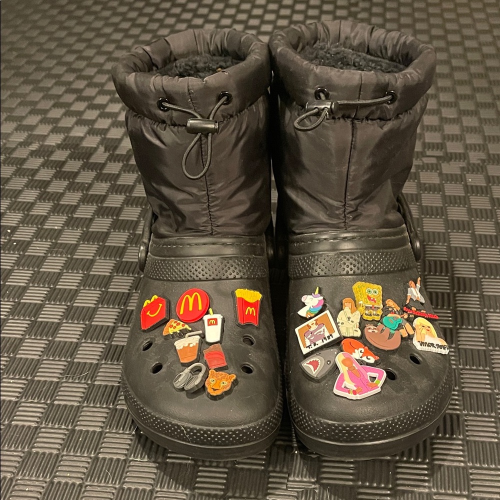 Mens 9 crocs winter boots